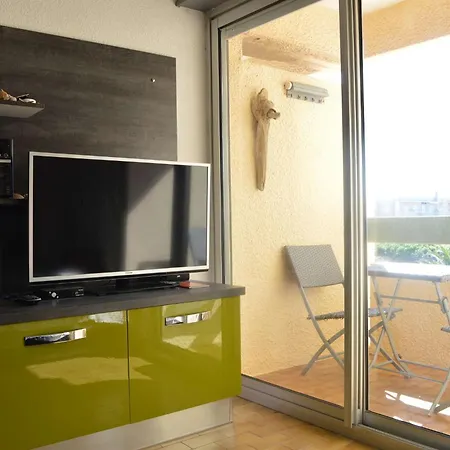 Apartment Np200-10-14 1 Chambre, *