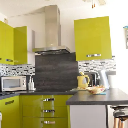 Apartment Np200-10-14 1 Chambre,